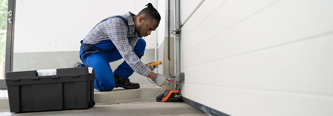 Repair Garage Door Not Closing But Light Flashing in Palm Coast, FL